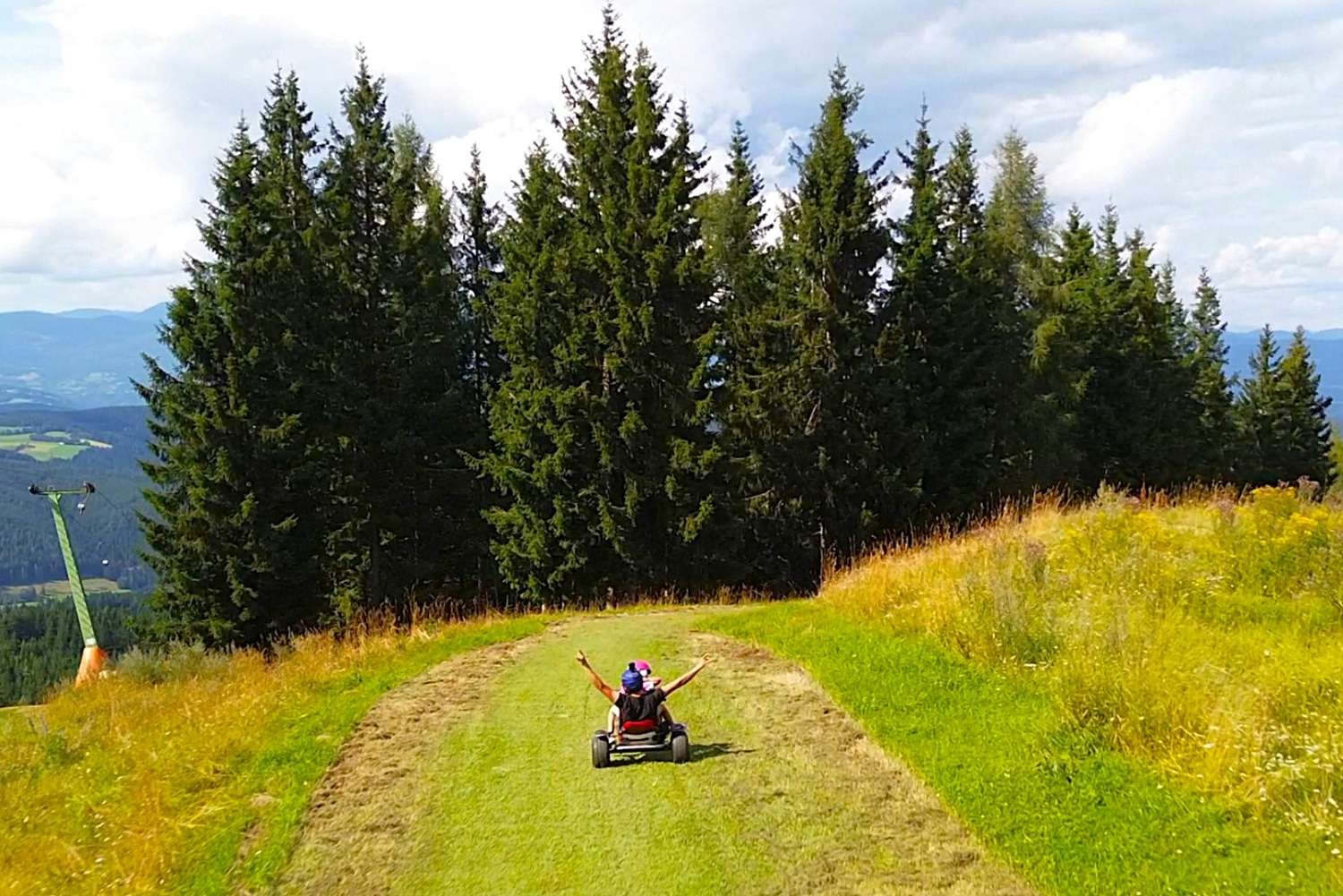 imgi_2_Angebote-fuer-Kinder-Mountaincarts